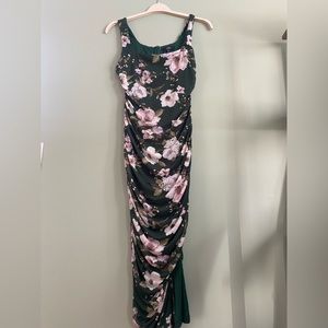 Lulus green floral midi dress. Size M